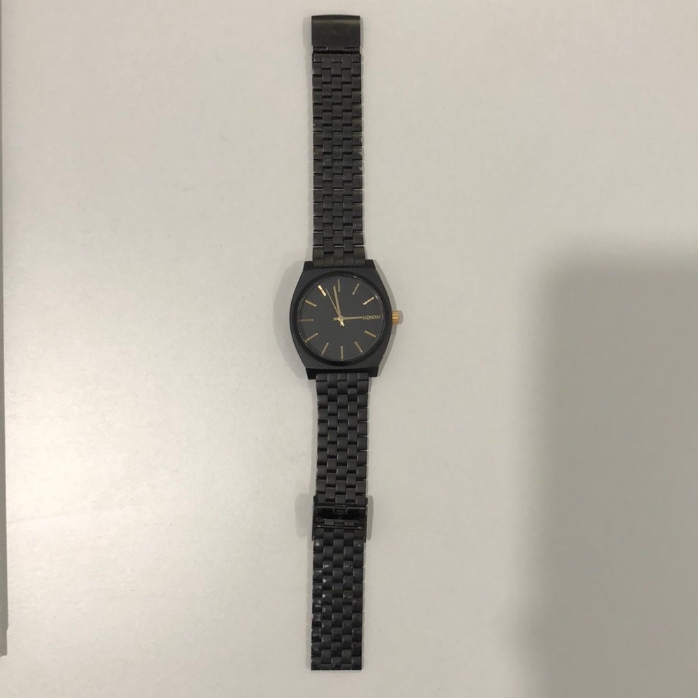 Nixon Time Teller Watch